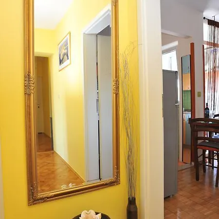 Apartman Old Town Ii