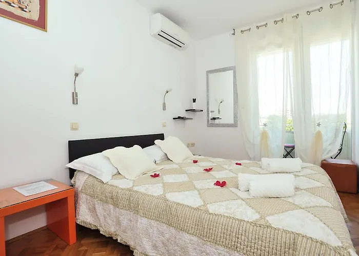 Old Town Ii Apartman